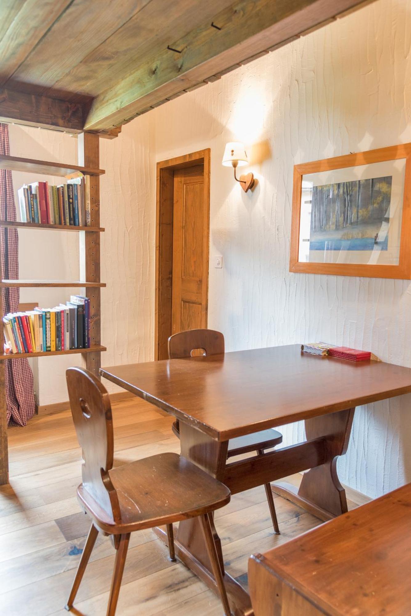 Chesa Seja - Zuoz Apartment Luaran gambar